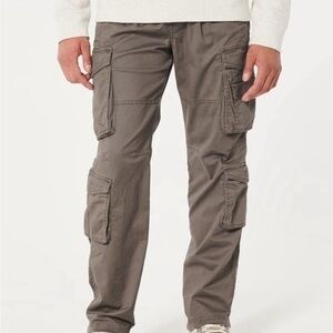 Hollister slim straight cargo pants, brown, size XS
